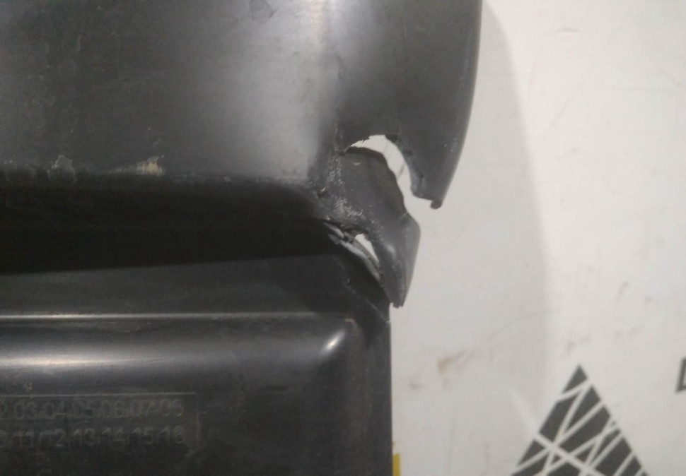 Кронштейн заднего бампера левый бу BMW 3 F30 OEM 51127384465 Кронштейн заднего бампера левый бу BMW 3 F30 OEM 51127384465