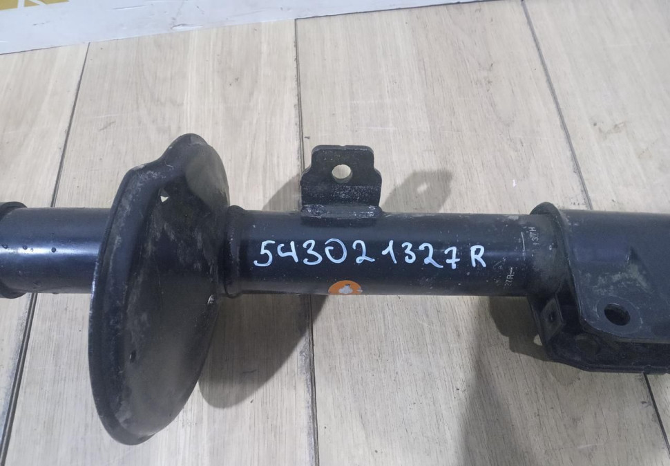 Амортизатор передний Renault Arkana OEM 543021327R