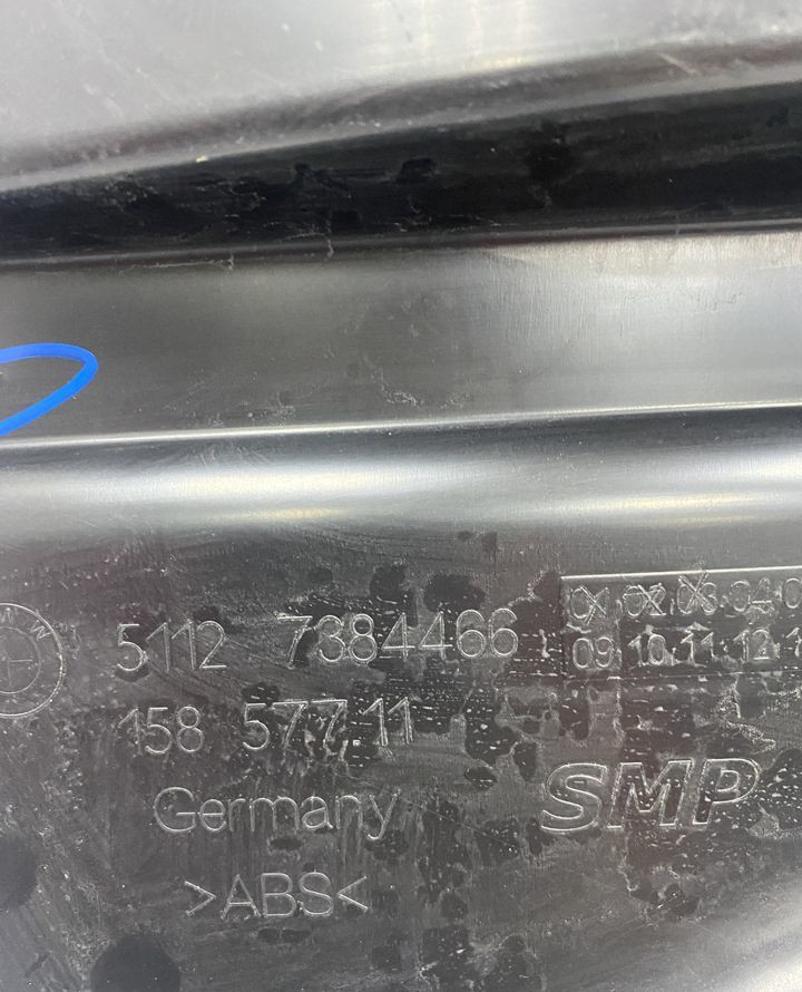 Кронштейн заднего бампера правый BMW 3 F30 OEM 51127384466