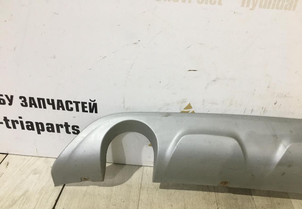 Накладка заднего бампера нижняя Renault Kaptur OEM 850706485R