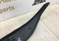 Уплотнитель боковины BMW 6  G32  OEM 51487393304