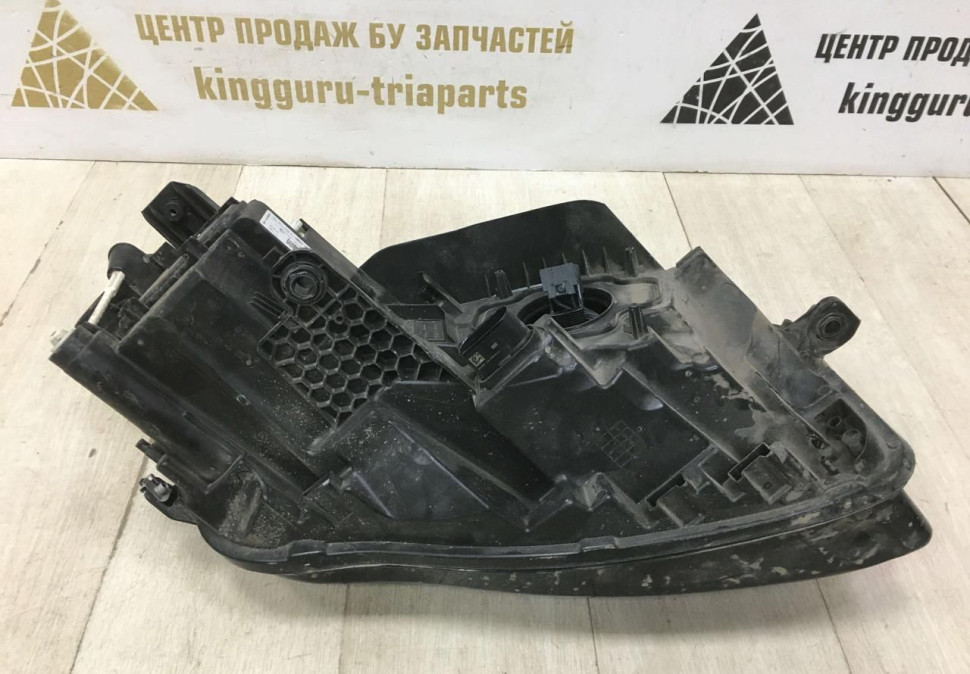 Фара левая Volkswagen Touareg 3 LED 2018 oem 761941035A