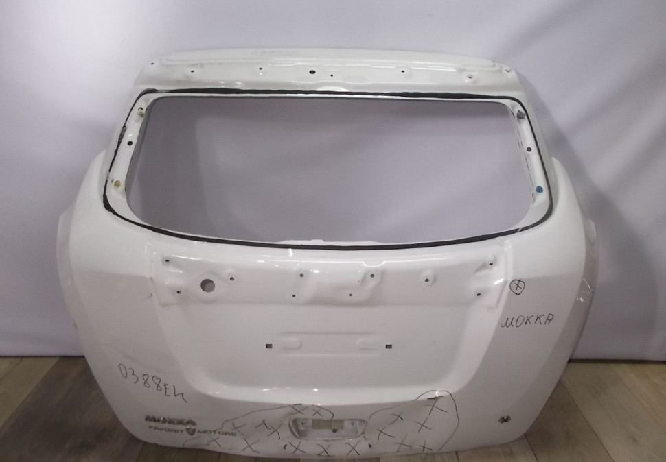 Крышка багажника бу Opel Mokka OEM 0126064
