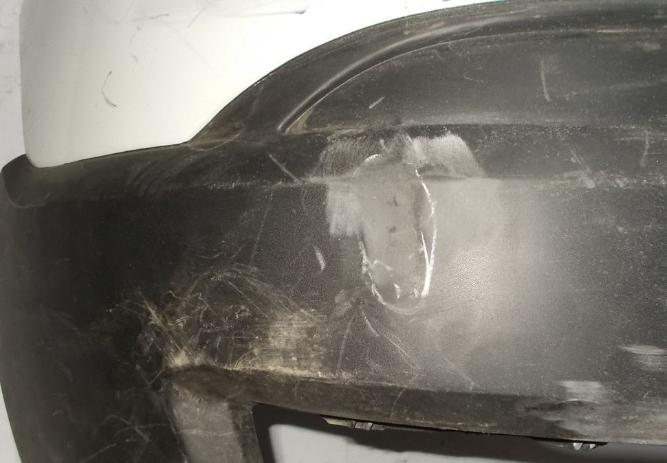 Бампер задний бу Renault Kaptur OEM 850220429R