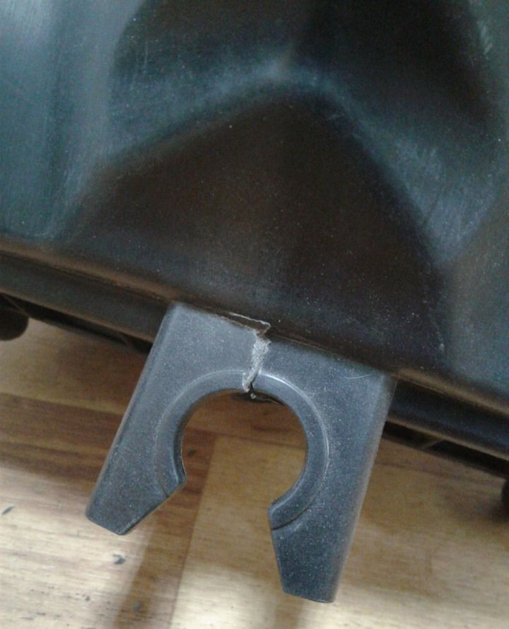 Корпус воздушного фильтра Jaguar XF (11-15) Корпус воздушного фильтра Jaguar XF (11-15)