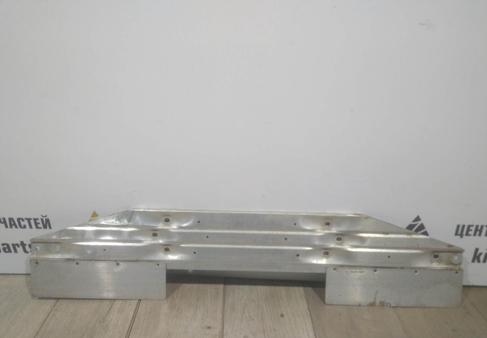 Балка соединения заднего тоннеля бу BMW 5 G30 OEM 51717334421