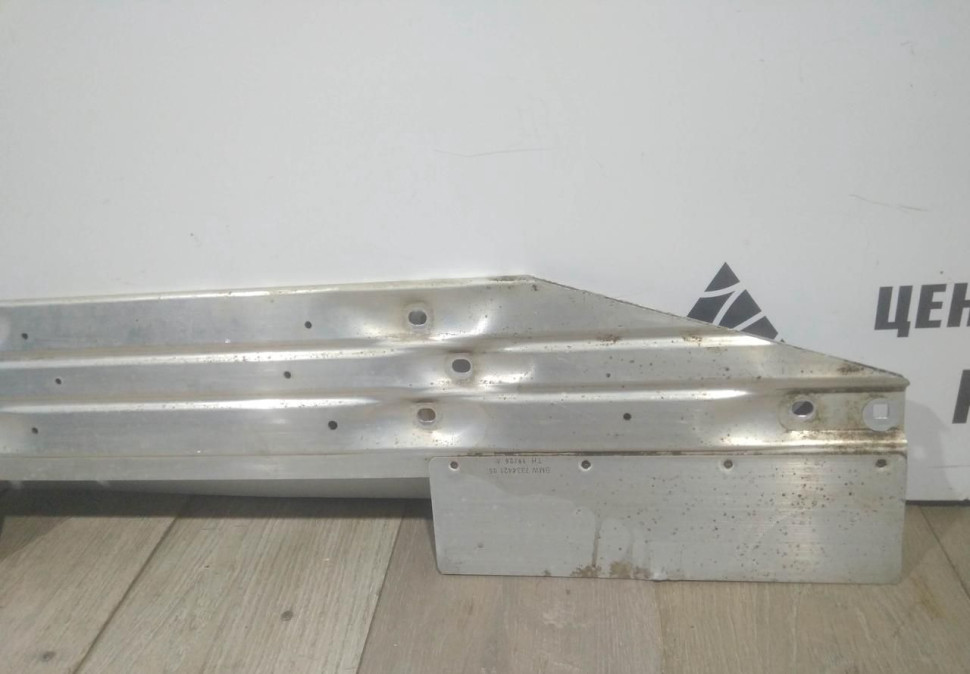 Балка соединения заднего тоннеля бу BMW 5 G30 OEM 51717334421