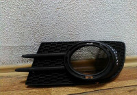 Решетка ПТФ левая Volkswagen Tiguan oem 5n0853655