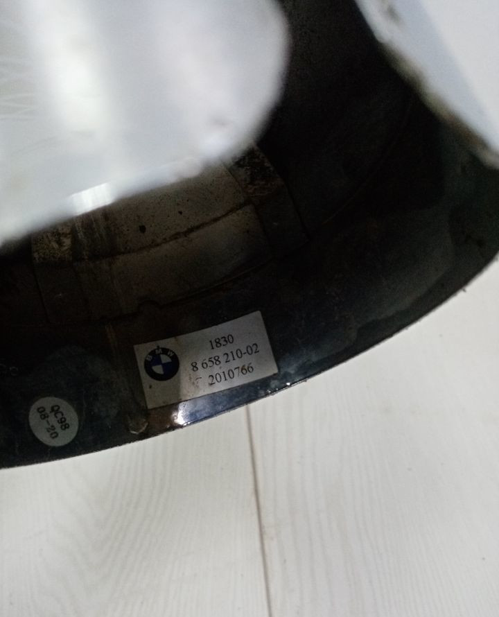 Насадка глушителя BMW X3 G01 OEM 18308658210 Насадка глушителя BMW X3 G01 OEM 18308658210