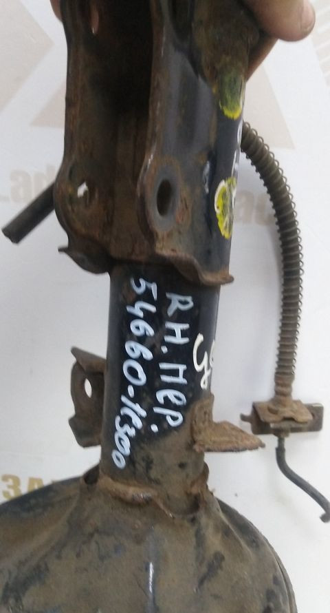 Амортизатор передний правый Hyundai Getz 02-11 oem 546601C300