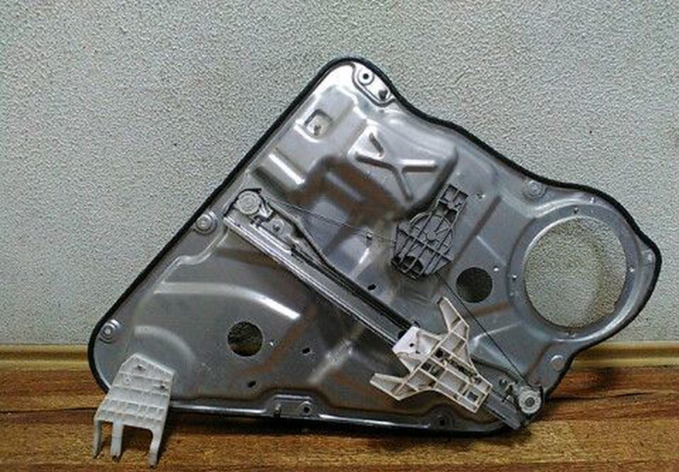 Трапеция стеклоподъемника задней правой двери Kia Ceed (07-12) универсал oem 834801h020