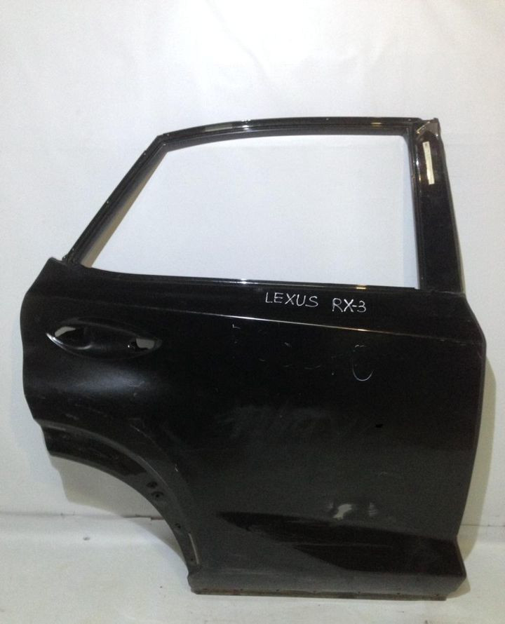 Дверь задняя правая Lexus NX 200 oem 6700378020 (скл-3)