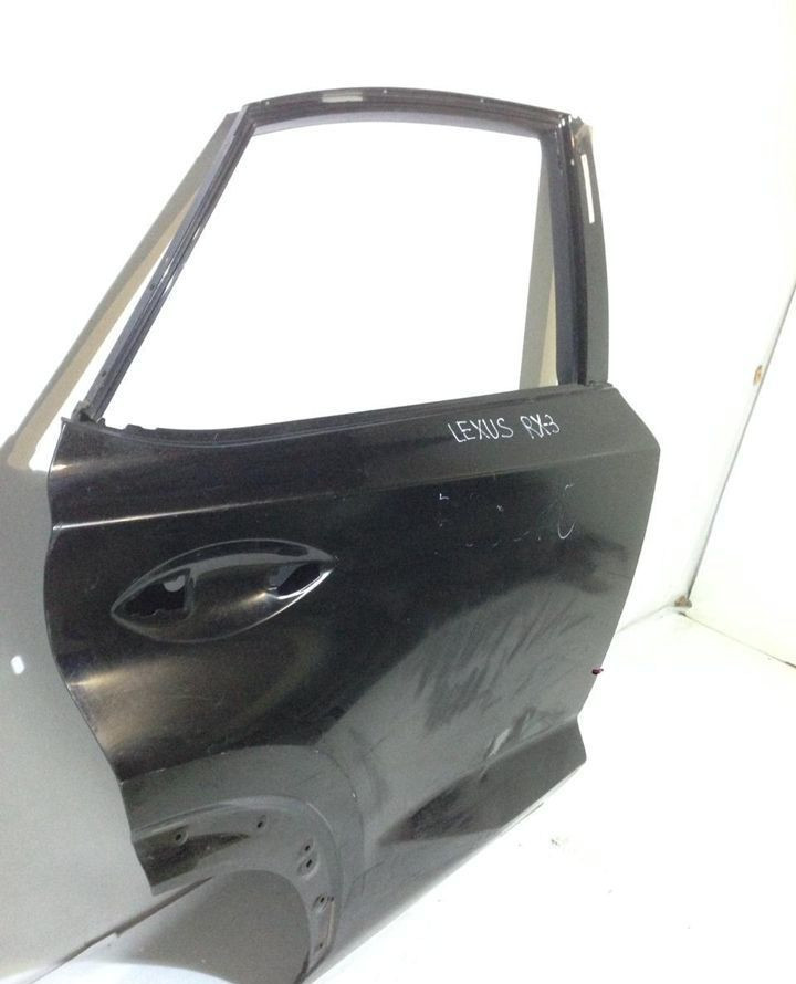 Дверь задняя правая Lexus NX 200 oem 6700378020 (скл-3)