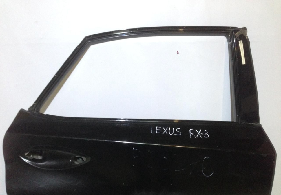 Дверь задняя правая Lexus NX 200 oem 6700378020 (скл-3)