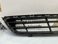 Решетка переднего бампера Hyundai Santa Fe 3 рестайлинг 2015 OEM 865602WAA0