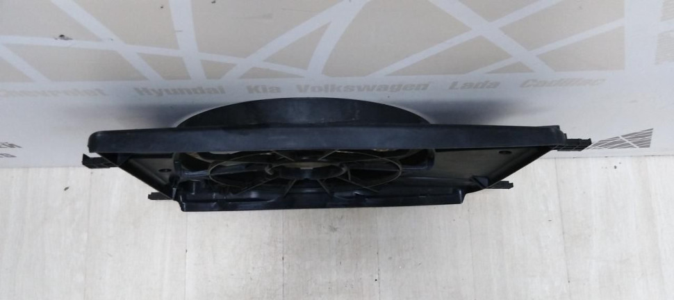 Диффузор вентилятора Chevrolet Cruze 2009-2015 oem 5260109613