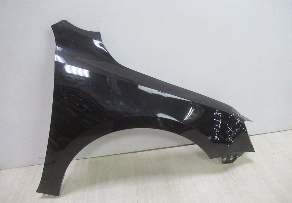 Крыло переднее правое Volkswagen Jetta 6 5c6821106