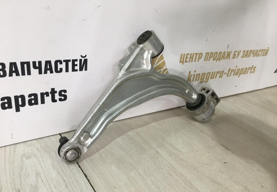 Рычаг правый Chevrolet Cruze 2009-2015 oem nsp0113272606