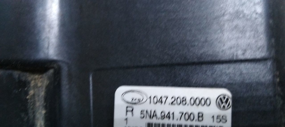 Противотуманная фара правая Volkswagen Tiguan 2 2017> oem 5na941700b Противотуманная фара правая Volkswagen Tiguan 2 2017> oem 5na941700b