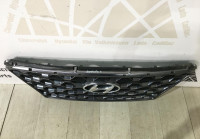 Решетка радиатора Hyundai Santa Fe 4 2018 oem 86350S1110