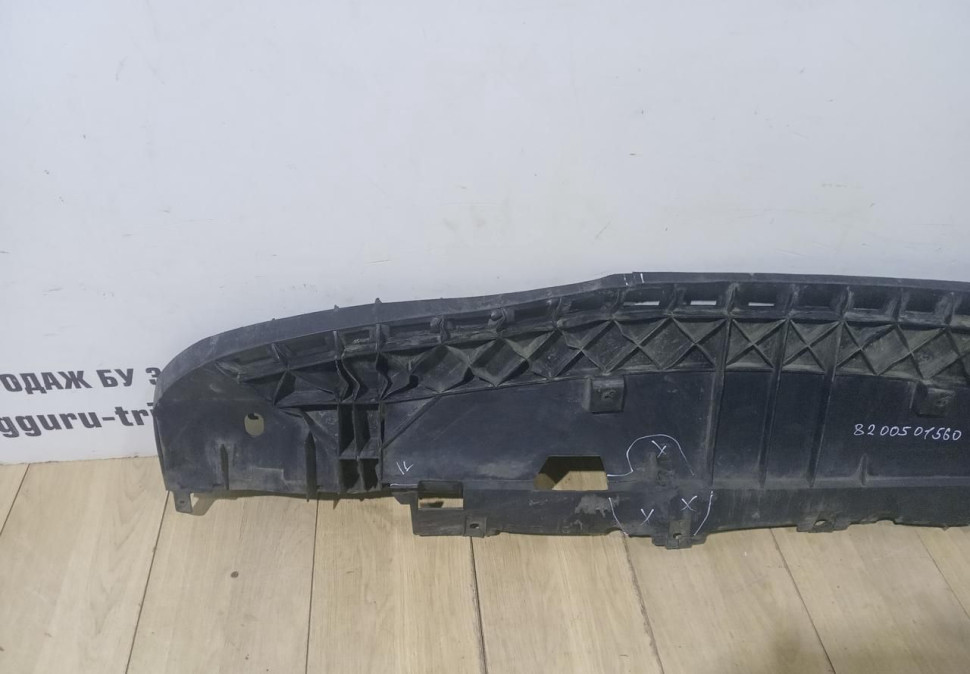 Защита переднего бампера Renault Kangoo 2 OEM 8200501560 Защита переднего бампера Renault Kangoo 2 OEM 8200501560