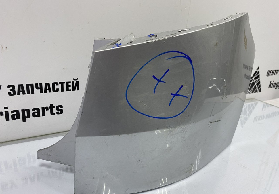 Клык заднего бампера правый Skoda Karoq OEM 57R807984