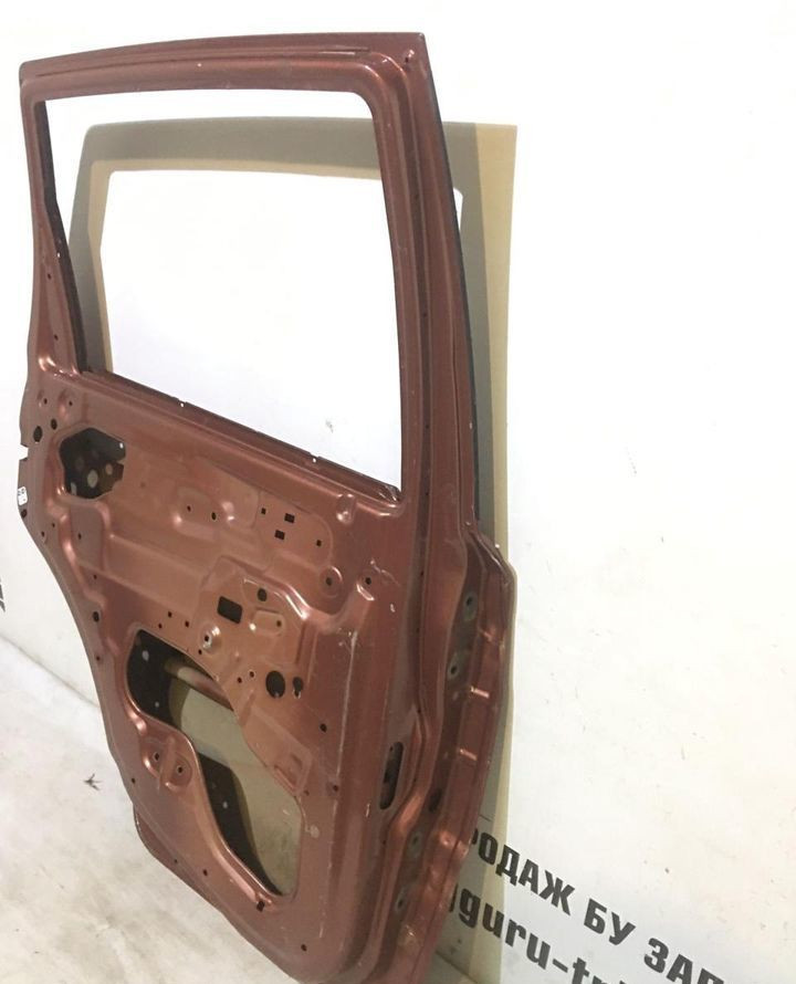 Дверь задняя левая Chevrolet Aveo T255 oem 96942347 (скл-3) Дверь задняя левая Chevrolet Aveo T255 oem 96942347 (скл-3)