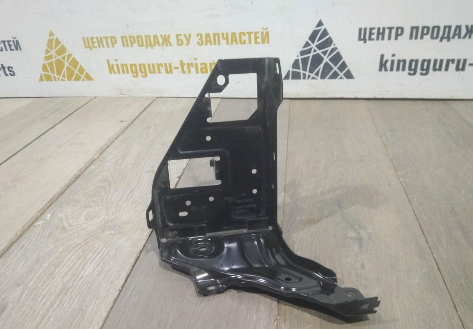 Кронштейн под фару правый бу BMW X2 F39 OEM 51647342502