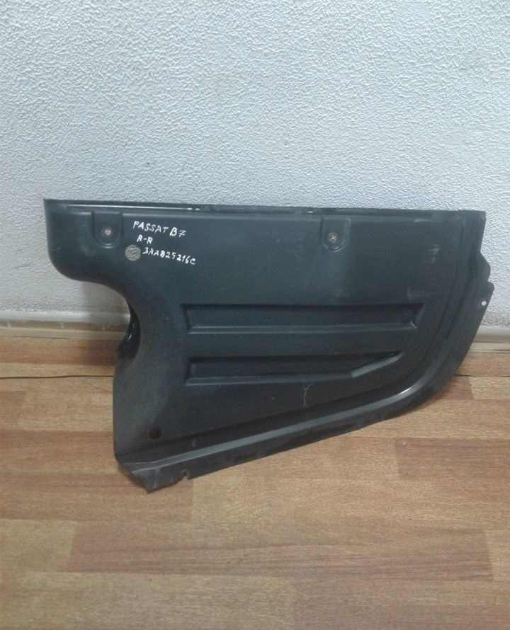 Защита днища задняя правая Volkswagen Passat B7 oem 3aa825216c