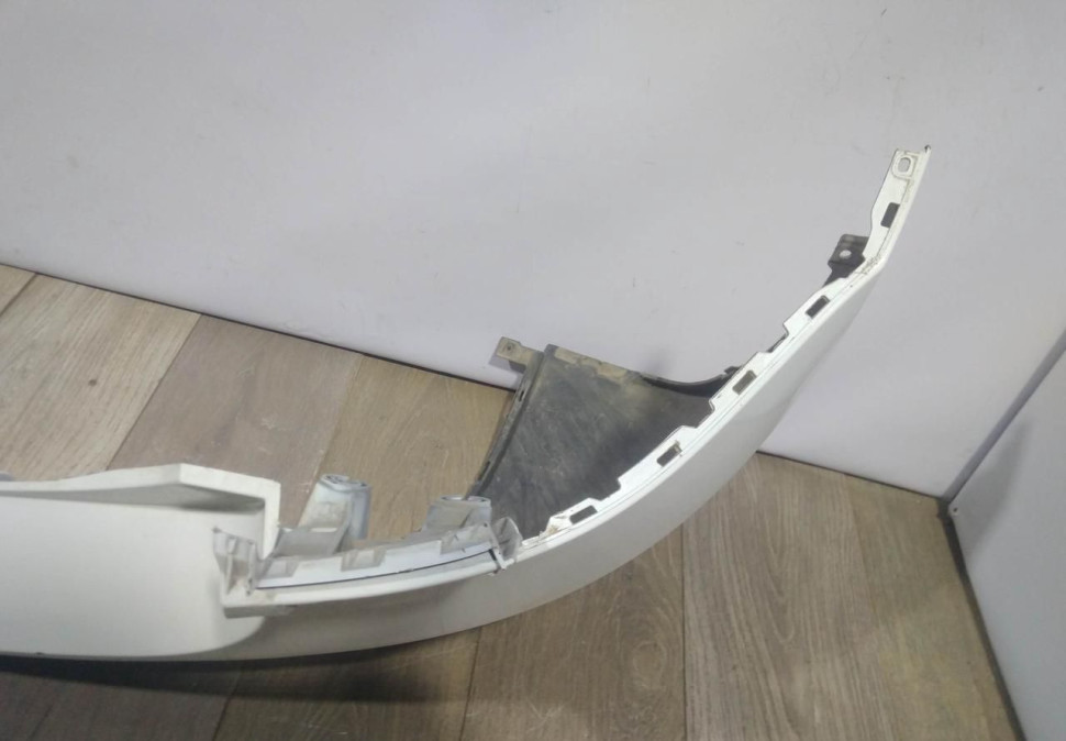 Бампер задний бу Skoda Yeti рестайлинг OEM 5LU807421 (В)