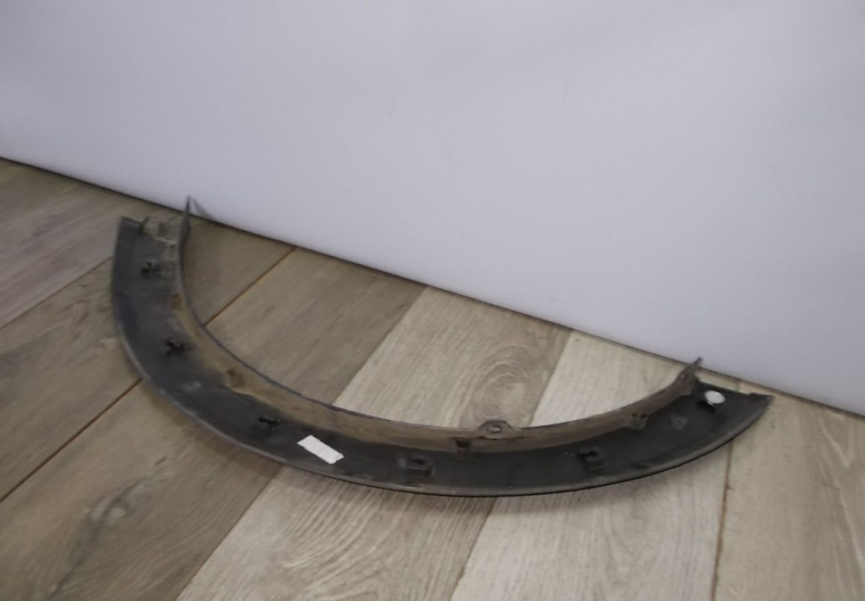 Молдинг крыла передний правый бу Renault Sandero Stepway 2 OEM 638740772R