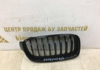 Решетка радиатора правая BMW 3 F30 OEM 51137405836