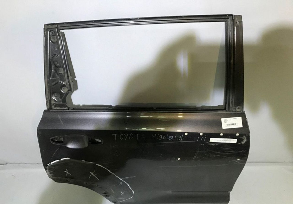 Дверь задняя правая Toyota Highlander ||| 3 U50 oem 670030E110 Дверь задняя правая Toyota Highlander ||| 3 U50 oem 670030E110