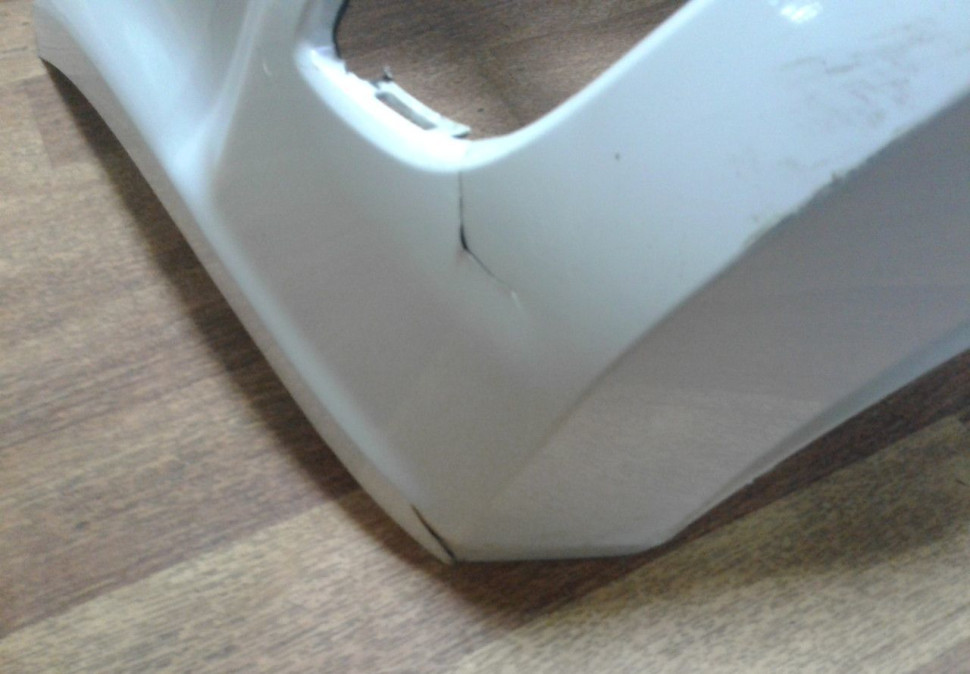 Бампер передний Volkswagen Transporter T6 (слом. часть) oem 7e5807221 Бампер передний Volkswagen Transporter T6 (слом. часть) oem 7e5807221