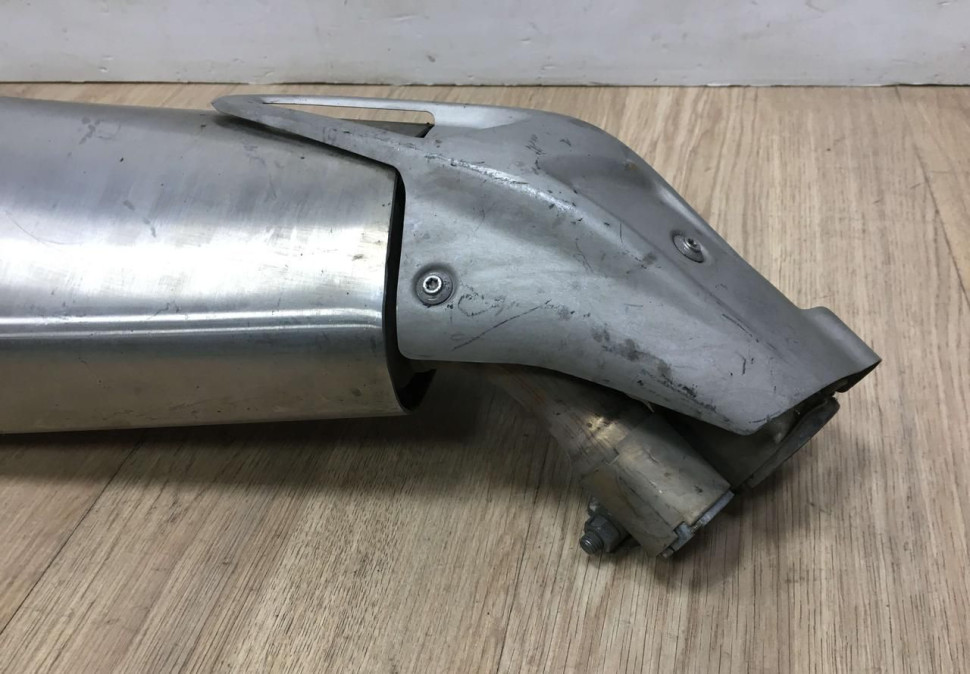 Глушитель BMW K49 S1000XR OEM 18518552567 Глушитель BMW K49 S1000XR OEM 18518552567