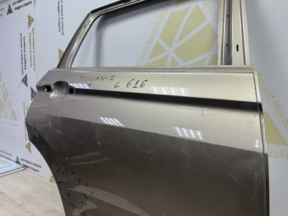 Дверь задняя правая Volkswagen Tiguan 2 2016 OEM 5NA833056L