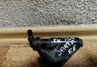 Насос омывателя фар правая Hyundai Santa Fe (13>) oem 98672b8000