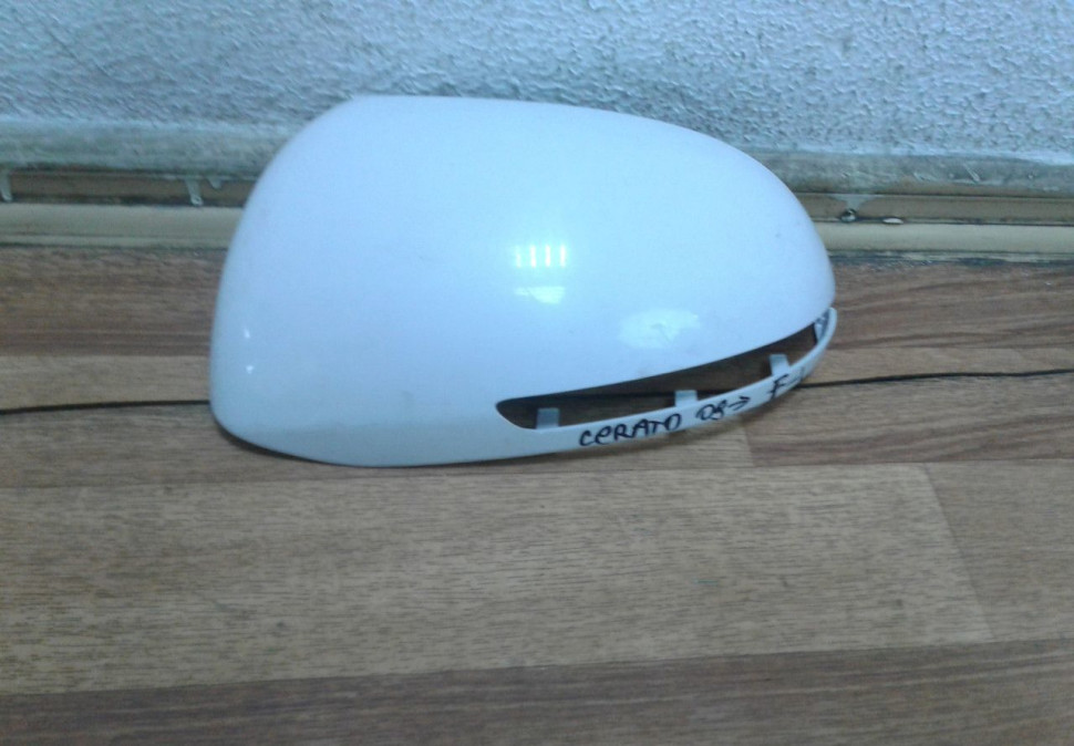 Крышка зеркала левая Kia Rio 3