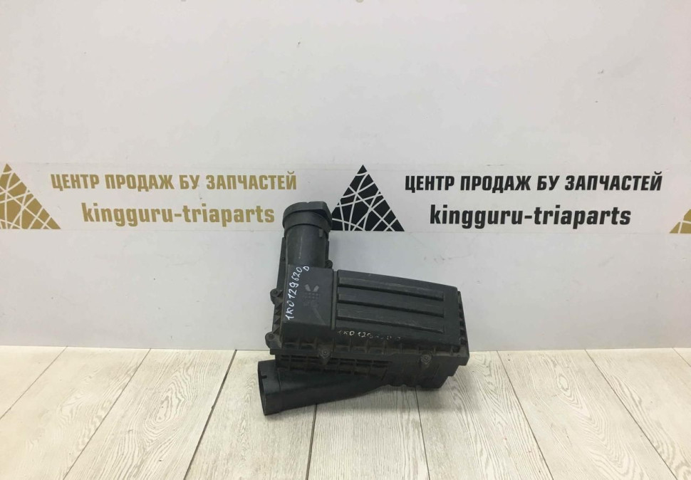 Корпус воздушного фильтра Skoda Yeti (1,8) OEM 1k0129607AG