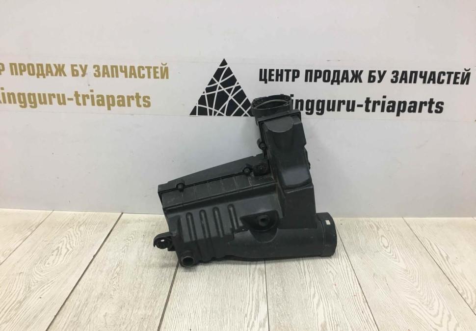 Корпус воздушного фильтра Skoda Yeti (1,8) OEM 1k0129607AG Корпус воздушного фильтра Skoda Yeti (1,8) OEM 1k0129607AG