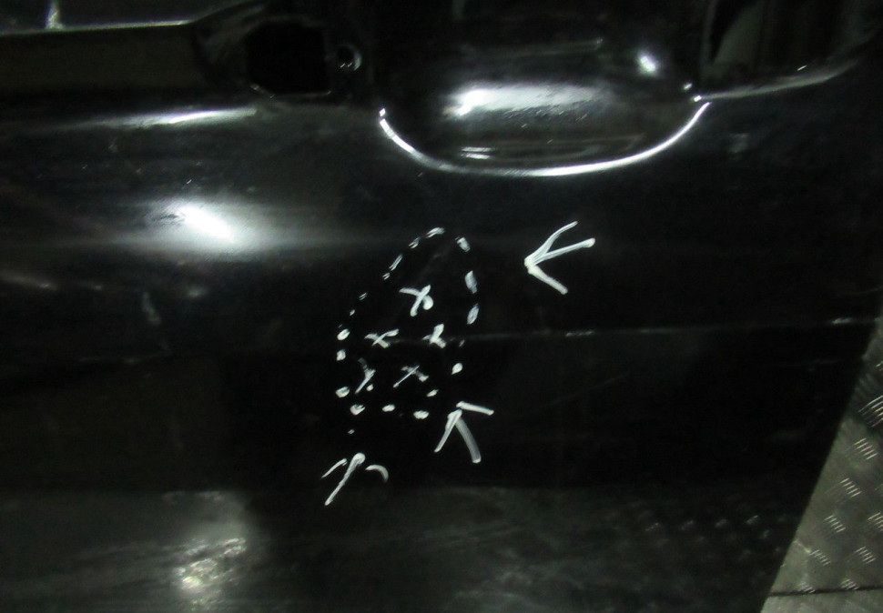 Дверь передняя левая Volkswagen Tiguan 2  oem 5NA831311e (небольшие вмятины)  (скл-3)