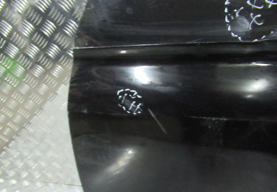 Дверь передняя левая Volkswagen Tiguan 2  oem 5NA831311e (небольшие вмятины)  (скл-3)