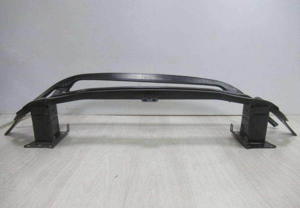 Усилитель переднего бампера Volkswagen Tiguan 2 oem 5na807611a (вмятина)