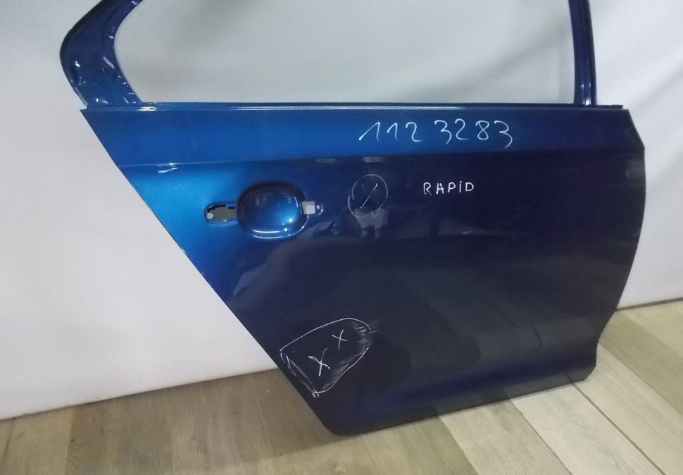 Дверь задняя правая бу Skoda Rapid OEM 5JA833052B
