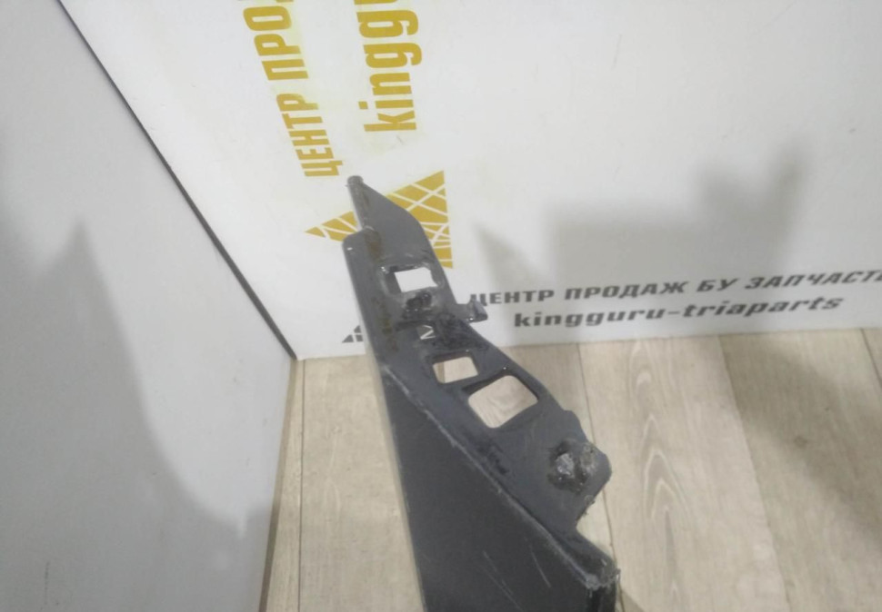 Бампер передний бу BMW X1 F48 OEM 51117354815 Бампер передний бу BMW X1 F48 OEM 51117354815