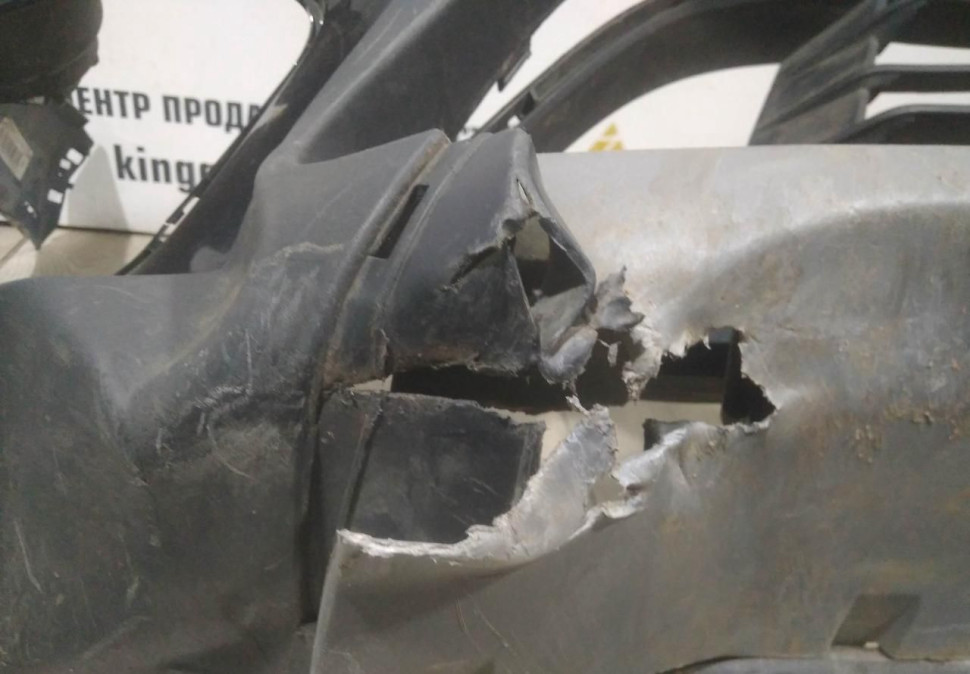 Бампер передний бу BMW X1 F48 OEM 51117354815 Бампер передний бу BMW X1 F48 OEM 51117354815