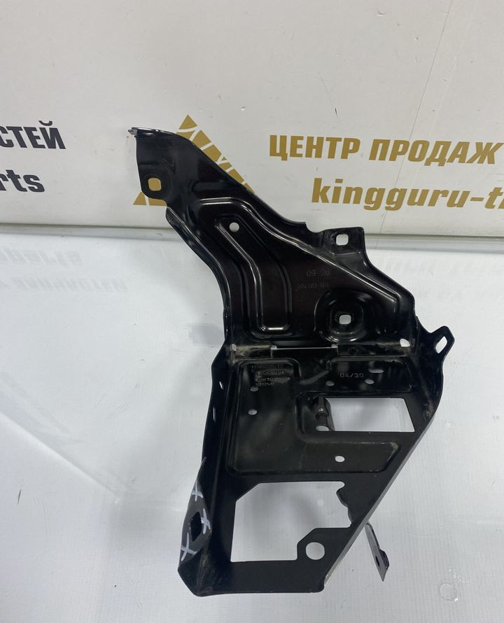 Кронштейн под фару правый BMW X2 F39 OEM 51647342502 Кронштейн под фару правый BMW X2 F39 OEM 51647342502