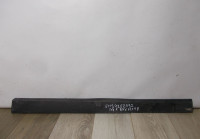 Молдинг двери передний правый бу BMW X1 F48 OEM 51137352092
