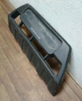 Спойлер переднего бампера UAZ Patriot 2 (15-) трещина Oem 316382803017 (скл-3)