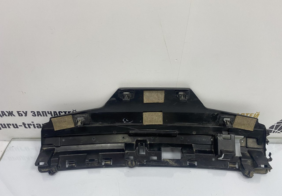 Кронштейн заднего бампера нижний BMW 3 F30 OEM 51127256921 Кронштейн заднего бампера нижний BMW 3 F30 OEM 51127256921